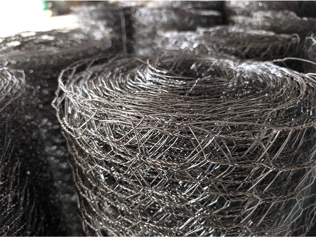 Rolls of galvanized hexagonal netting