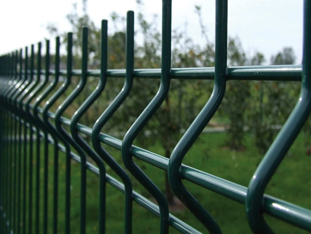Green V-fold mesh fence panel